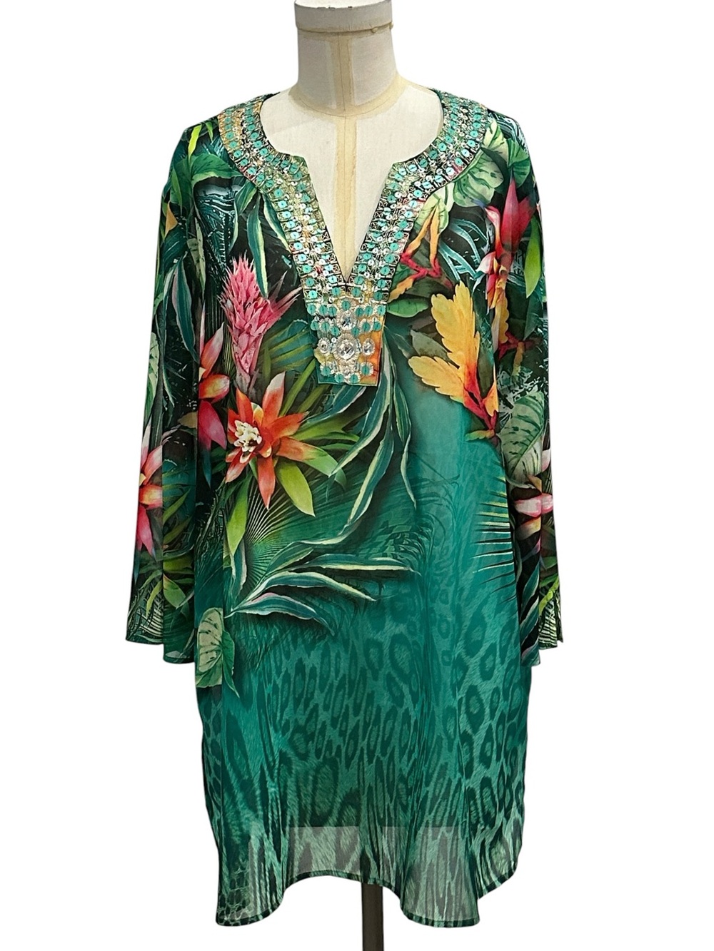 Chico's Women's Tropical Floral Leopard Beaded Tunic Top Green Pink Sz 3 = 16/18